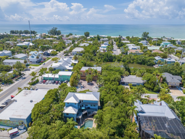 Luxury Anna Maria Island Vacation Rental On North End